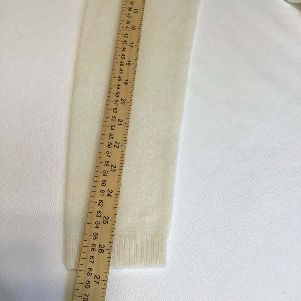 Garnet Hill Lightweight Cashmere Turtleneck Sweater Size S Ivory Cream Luxury - Picture 6 of 9